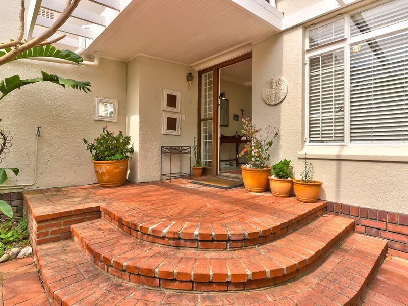 House For Sale in Rondebosch - Photo 5