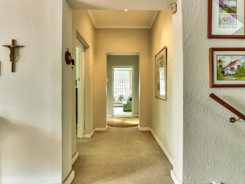 House For Sale in Rondebosch - Photo 8
