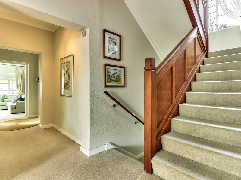 House For Sale in Rondebosch - Photo 7