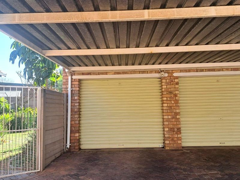 Townhouse For Sale in Rooihuiskraal - Photo 6