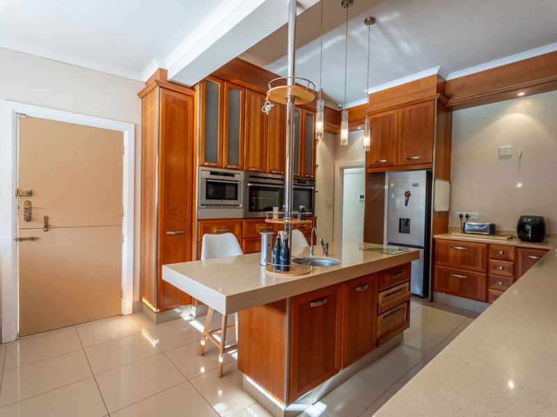 House For Sale in Mill Park - Photo 5