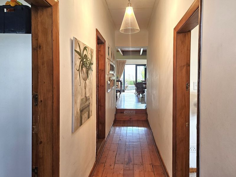 House For Sale in Montagu Central - Photo 4