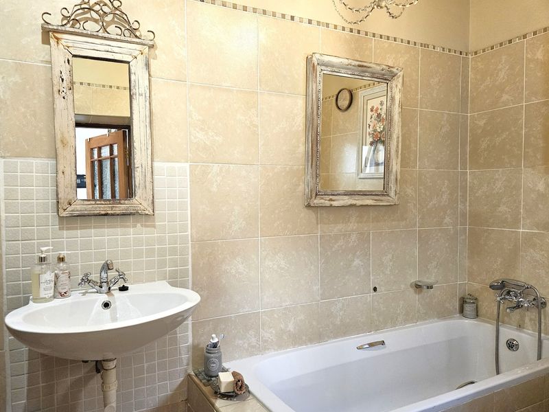 House For Sale in Montagu Central - Photo 8