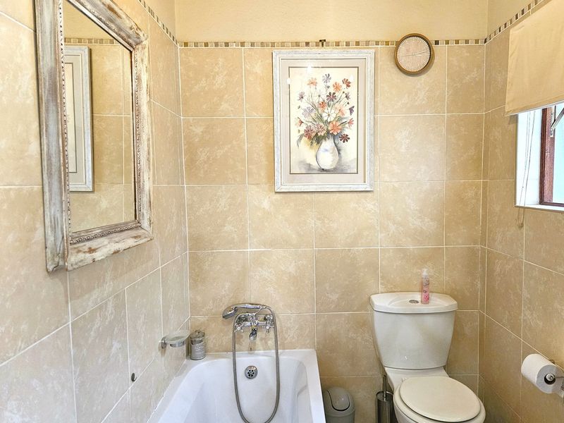 House For Sale in Montagu Central - Photo 9