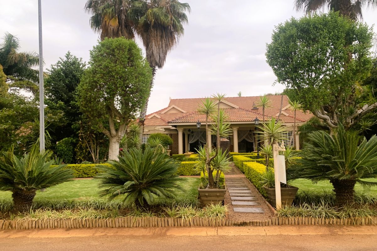 House For Sale in Mookgopong Central - Photo 2