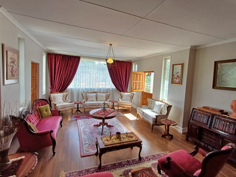 House For Sale in West Bank - Photo 6