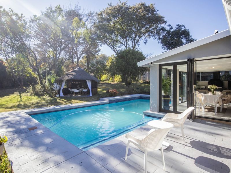 House For Sale in Bryanston - Photo 3