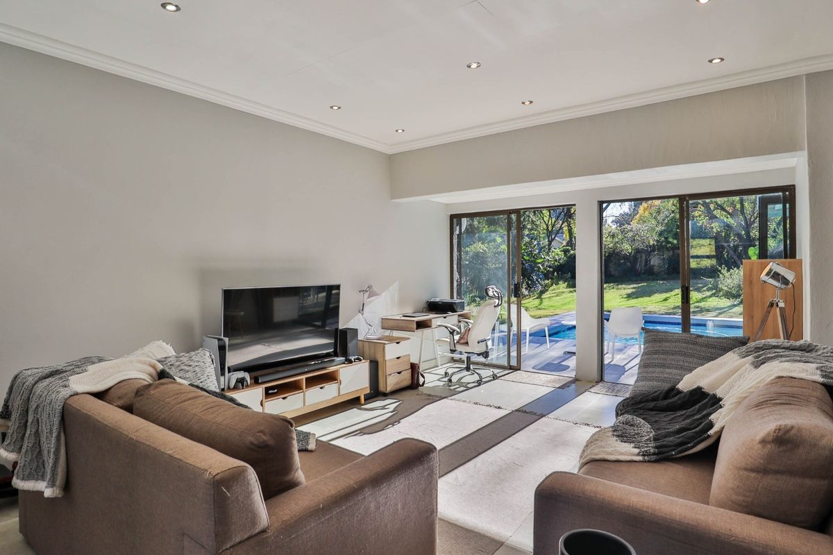 House For Sale in Bryanston - Photo 5