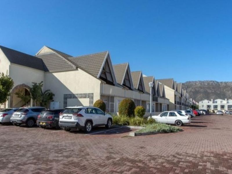 Apartment For Sale in Whispering Pines - Photo 2