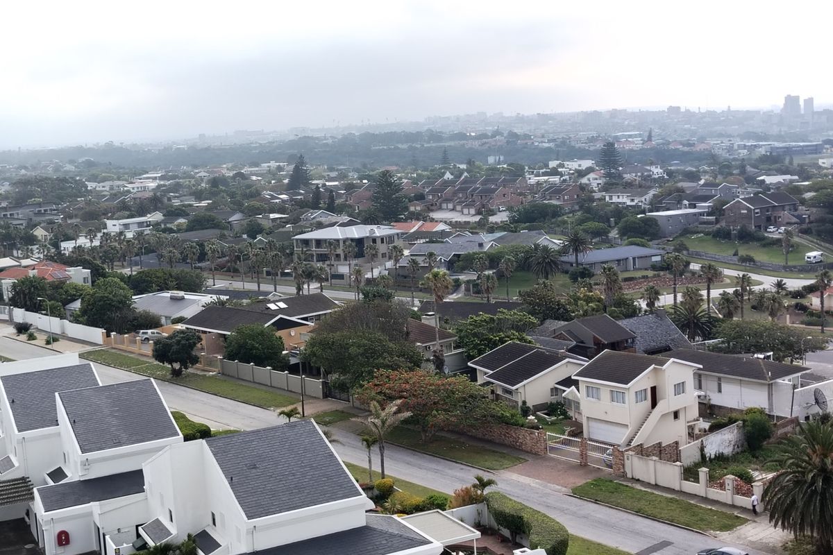 Apartment For Sale in Humewood - Photo 2