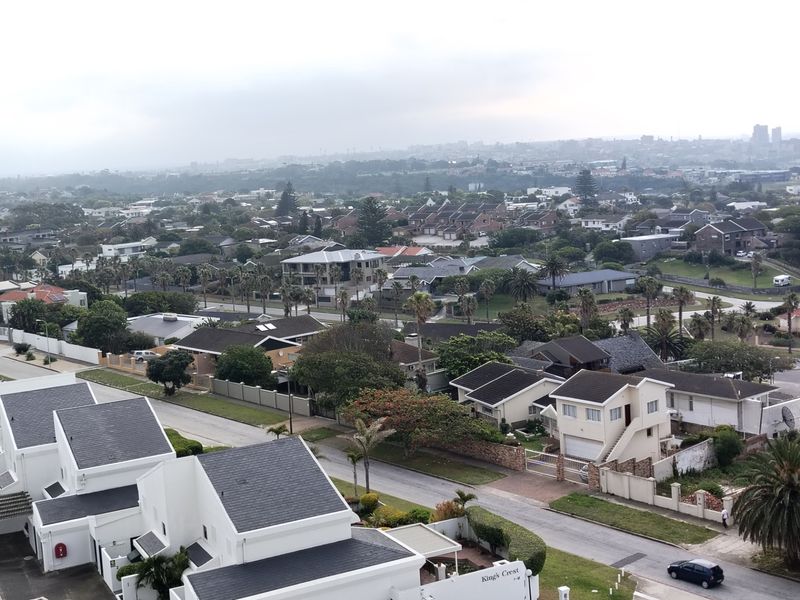 Apartment For Sale in Humewood - Photo 2