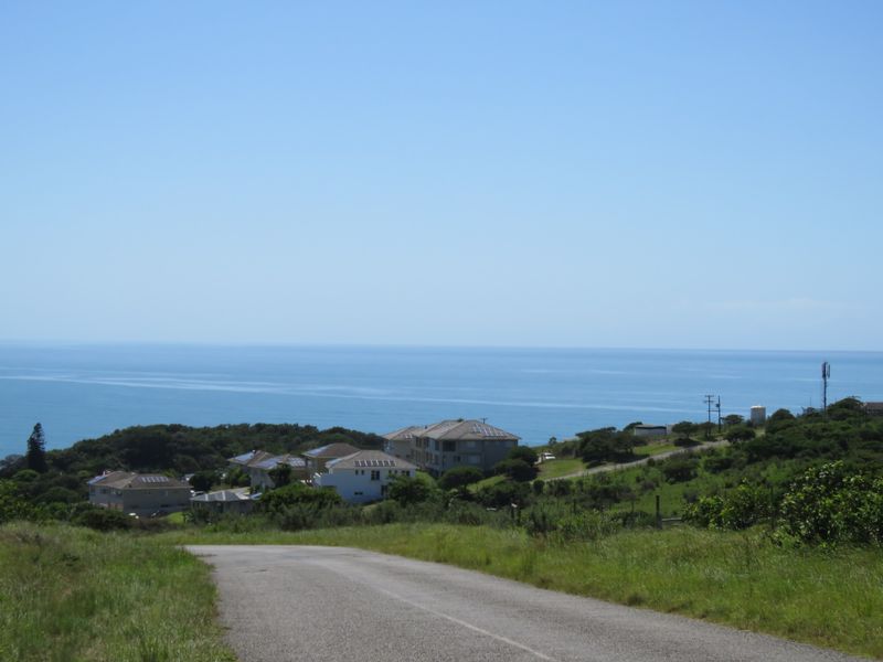 House For Sale in Cintsa West - Photo 2