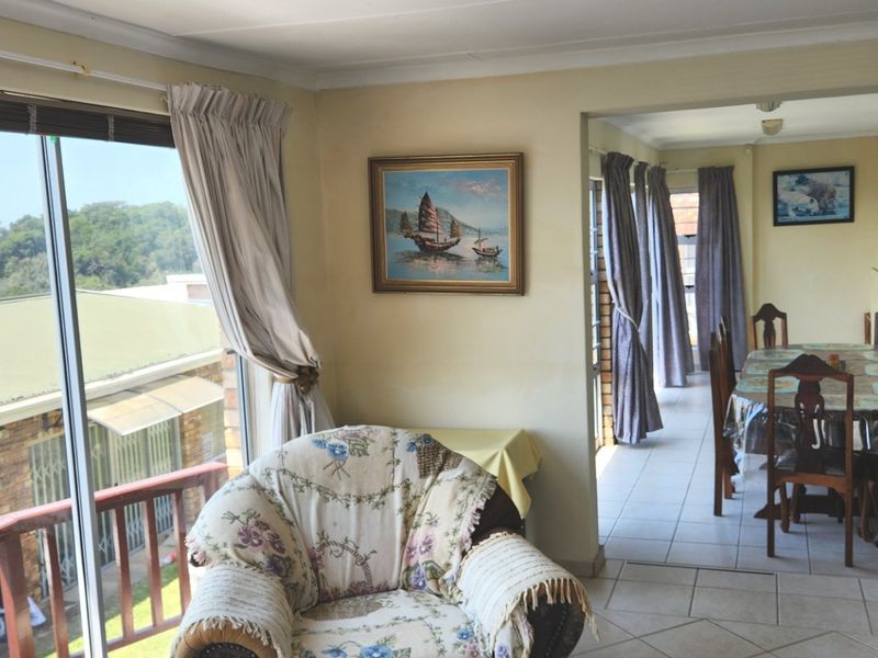 House For Sale in Cintsa West - Photo 10