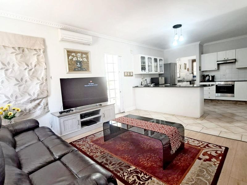 Townhouse For Sale in Sterrewag - Photo 8