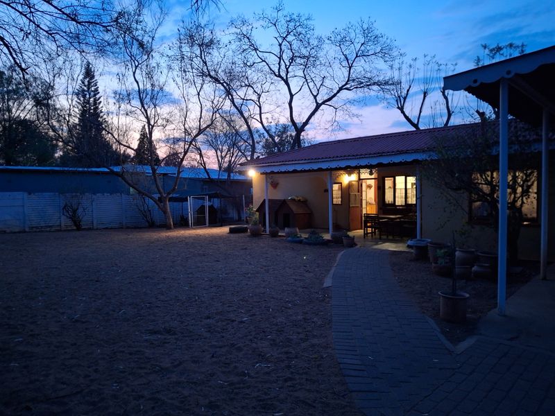 House For Sale in Rooiberg - Photo 6