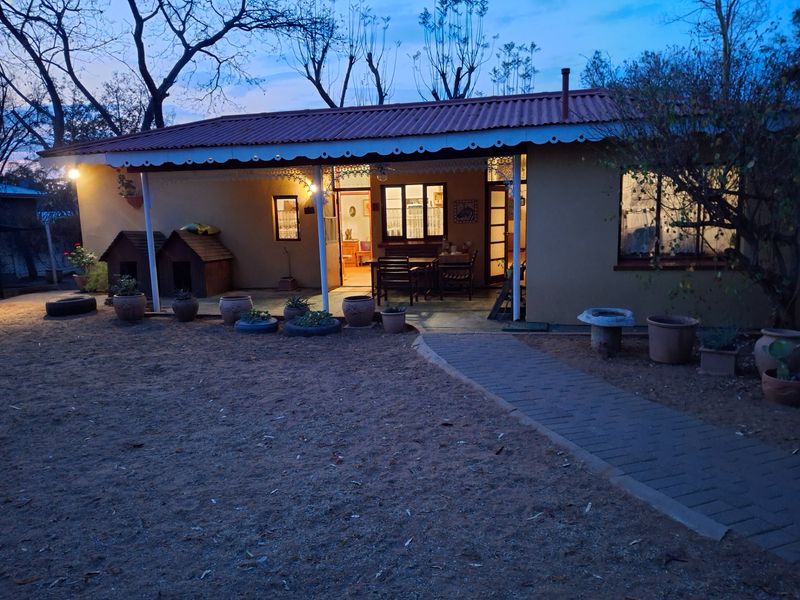 House For Sale in Rooiberg - Photo 3
