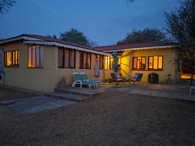 House For Sale in Rooiberg - Photo 2