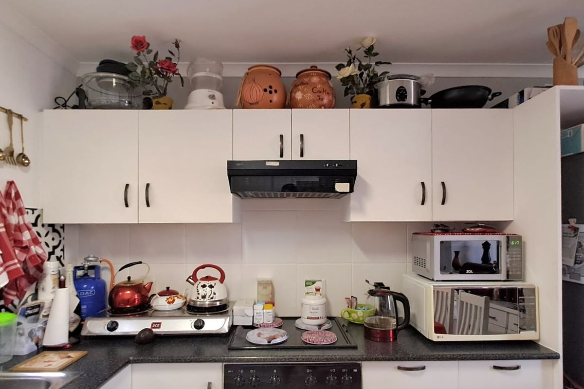 Townhouse For Sale in George South - Photo 2