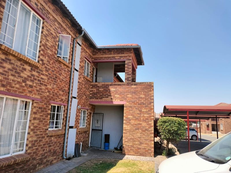 Apartment For Sale in Erand Gardens - Photo 2