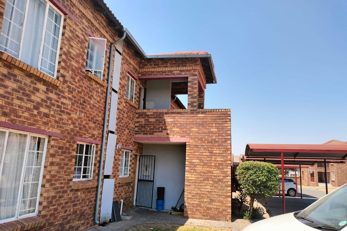 Apartment For Sale in Erand Gardens - Photo 2