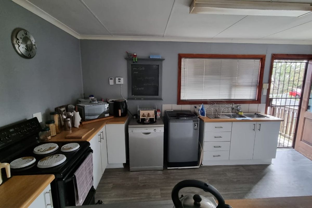 House For Sale in Groenvallei - Photo 5