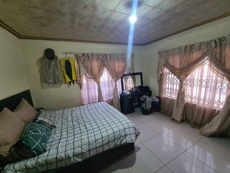 House For Sale in Seshego - Photo 5