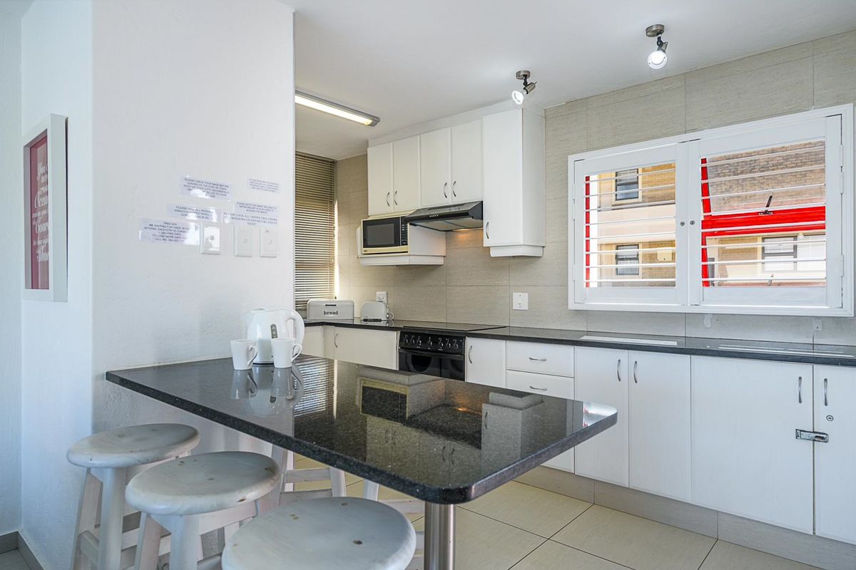 Apartment For Sale in Compensation Beach - Photo 4