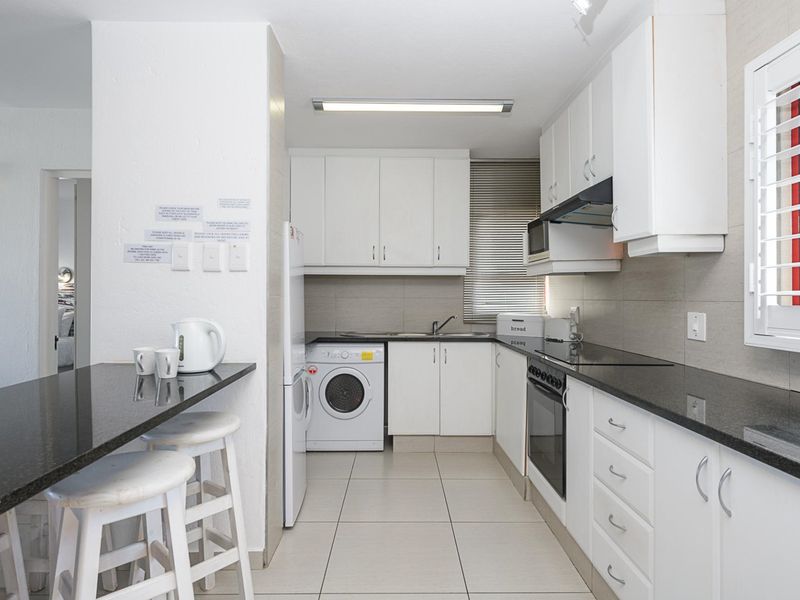 Apartment For Sale in Compensation Beach - Photo 5