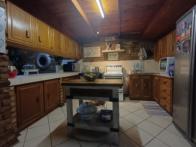 Townhouse For Sale in Neserhof - Photo 7