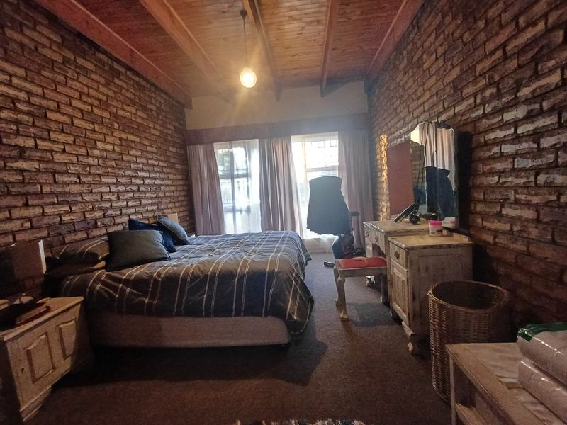 Townhouse For Sale in Neserhof - Photo 7