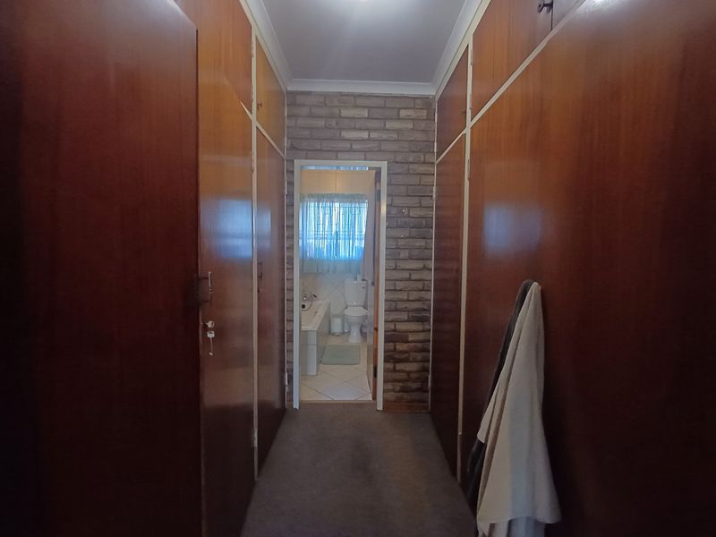 Townhouse For Sale in Neserhof - Photo 8