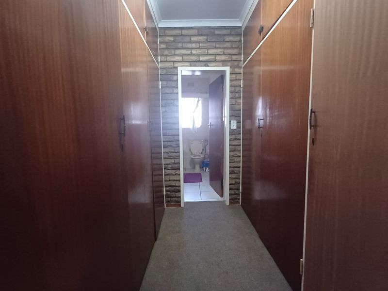 Townhouse For Sale in Neserhof - Photo 10