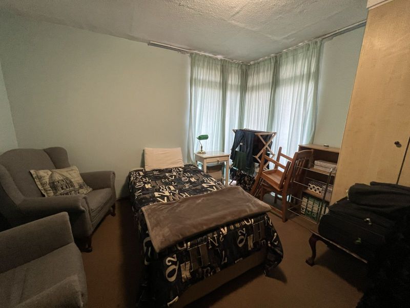 Apartment For Sale in Hillcrest - Photo 6