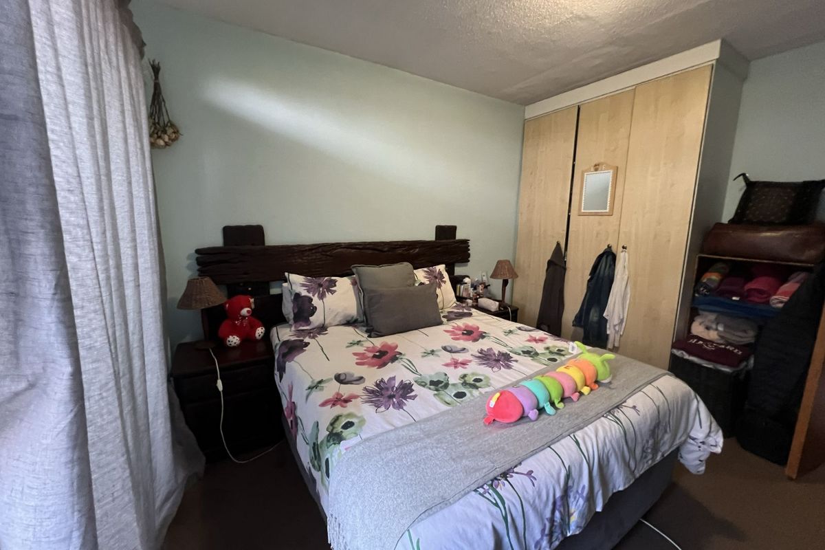 Apartment For Sale in Hillcrest - Photo 4