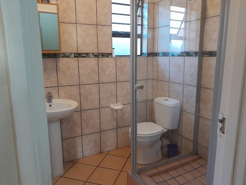 Townhouse For Sale in Kuruman Central - Photo 7