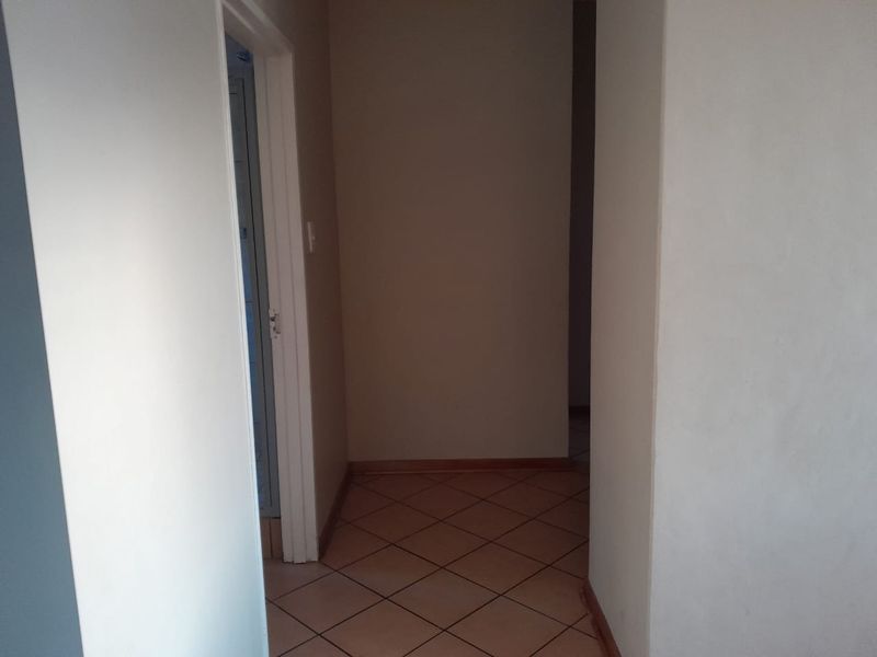 Townhouse For Sale in Kuruman Central - Photo 5