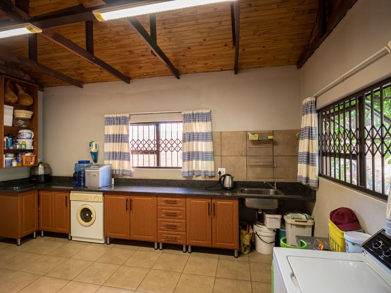 House For Sale in Lammermoor - Photo 10