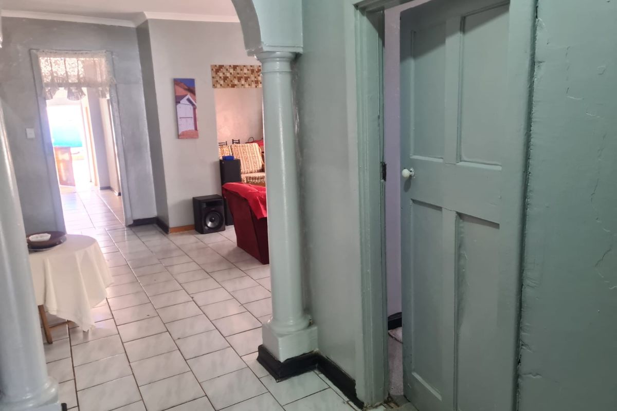 House For Sale in Kimberley North - Photo 4