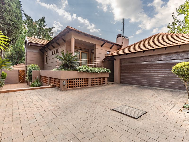 House For Sale in Muckleneuk - Photo 3