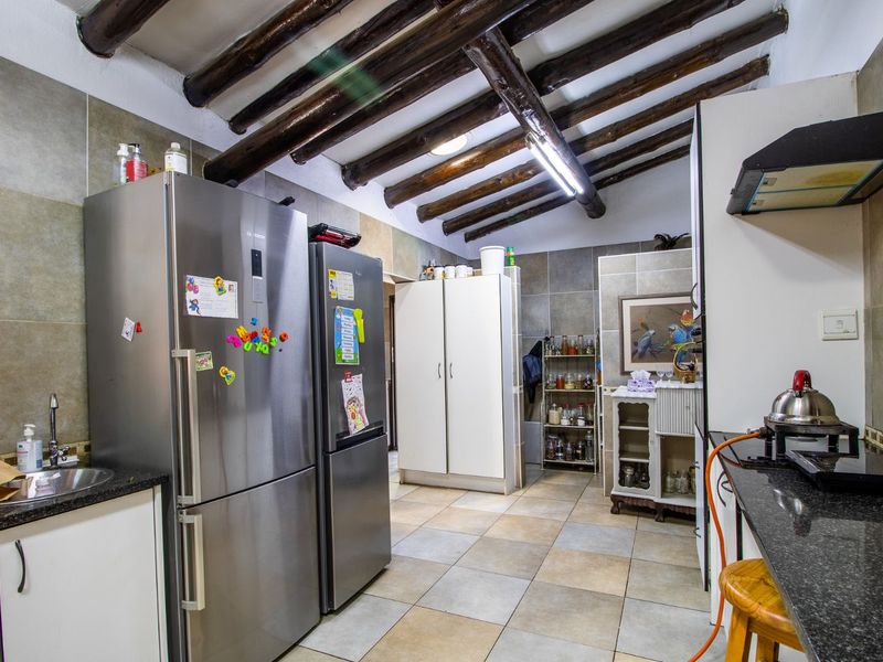 House For Sale in Sinoville - Photo 5