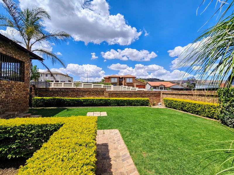 House For Sale in Lydenburg Central - Photo 3