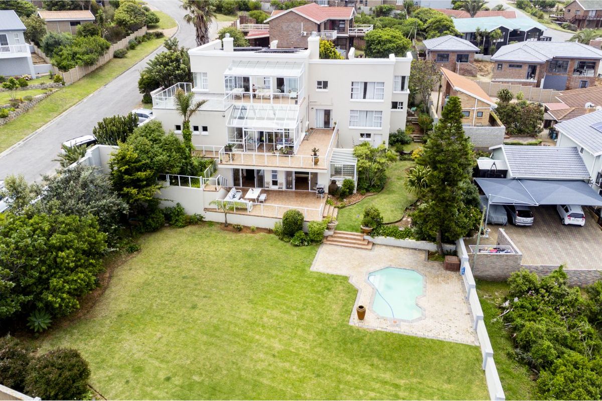 House For Sale in Dana Bay - Photo 3