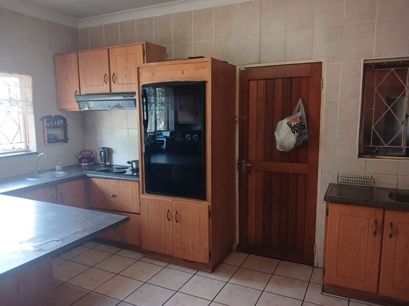 House For Sale in Meiringspark - Photo 6