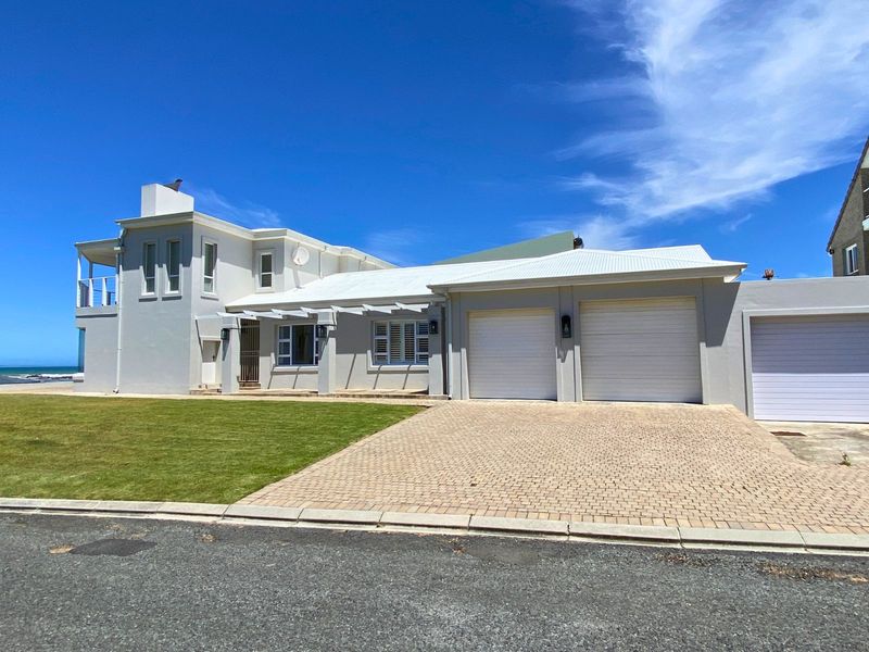 House For Sale in Franskraal - Photo 5