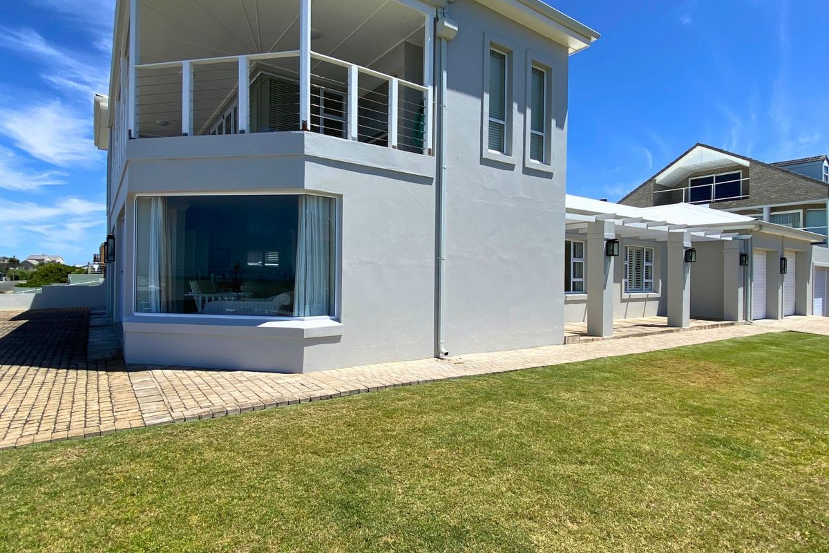 House For Sale in Franskraal - Photo 4