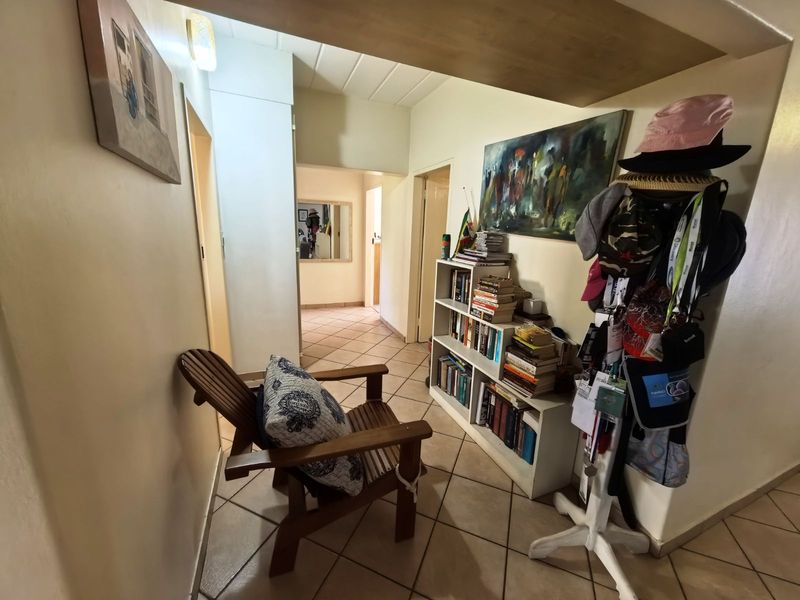 Apartment For Sale in Zwartkop - Photo 10