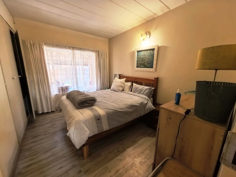 Apartment For Sale in Zwartkop - Photo 9