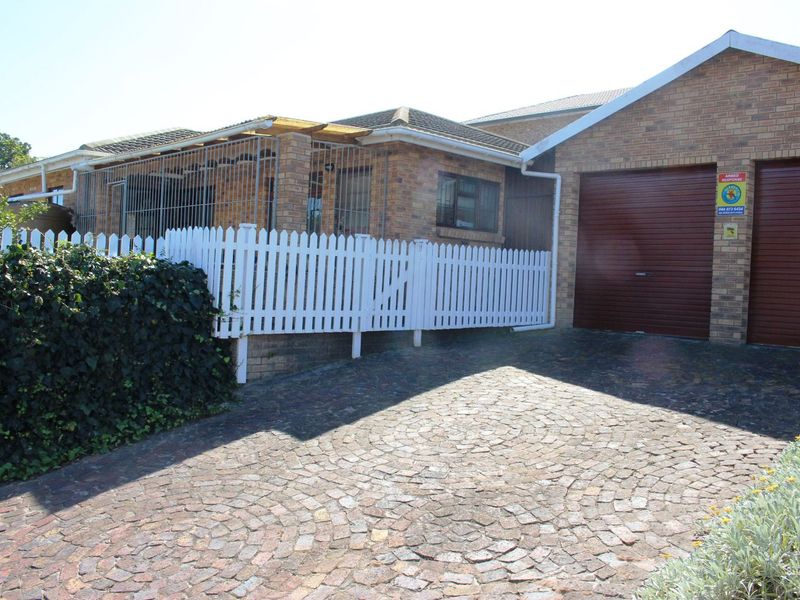 House For Sale in Groenvallei - Photo 3