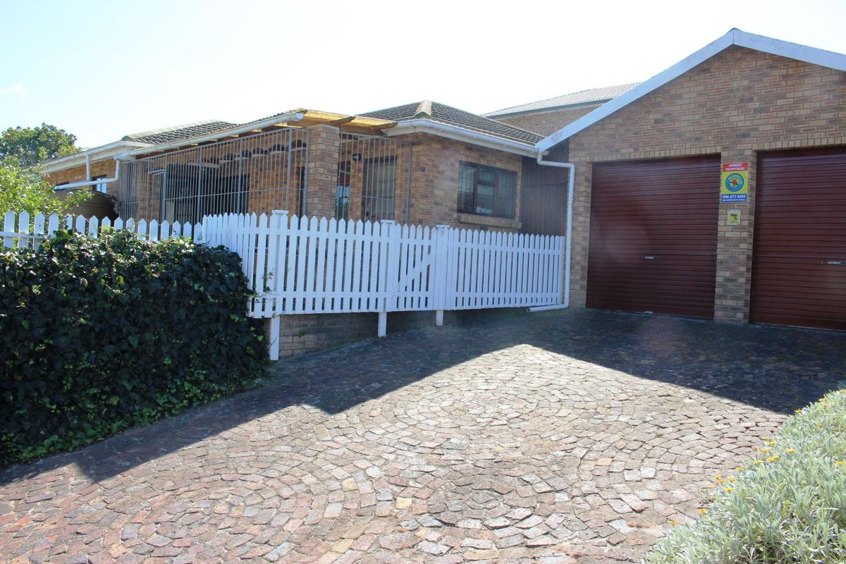 House For Sale in Groenvallei - Photo 3