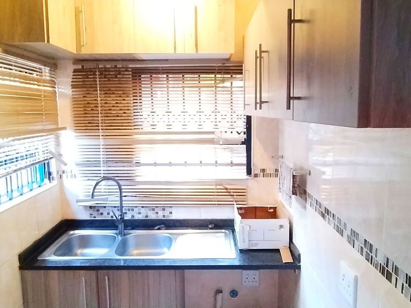 Townhouse For Sale in Aquapark - Photo 9